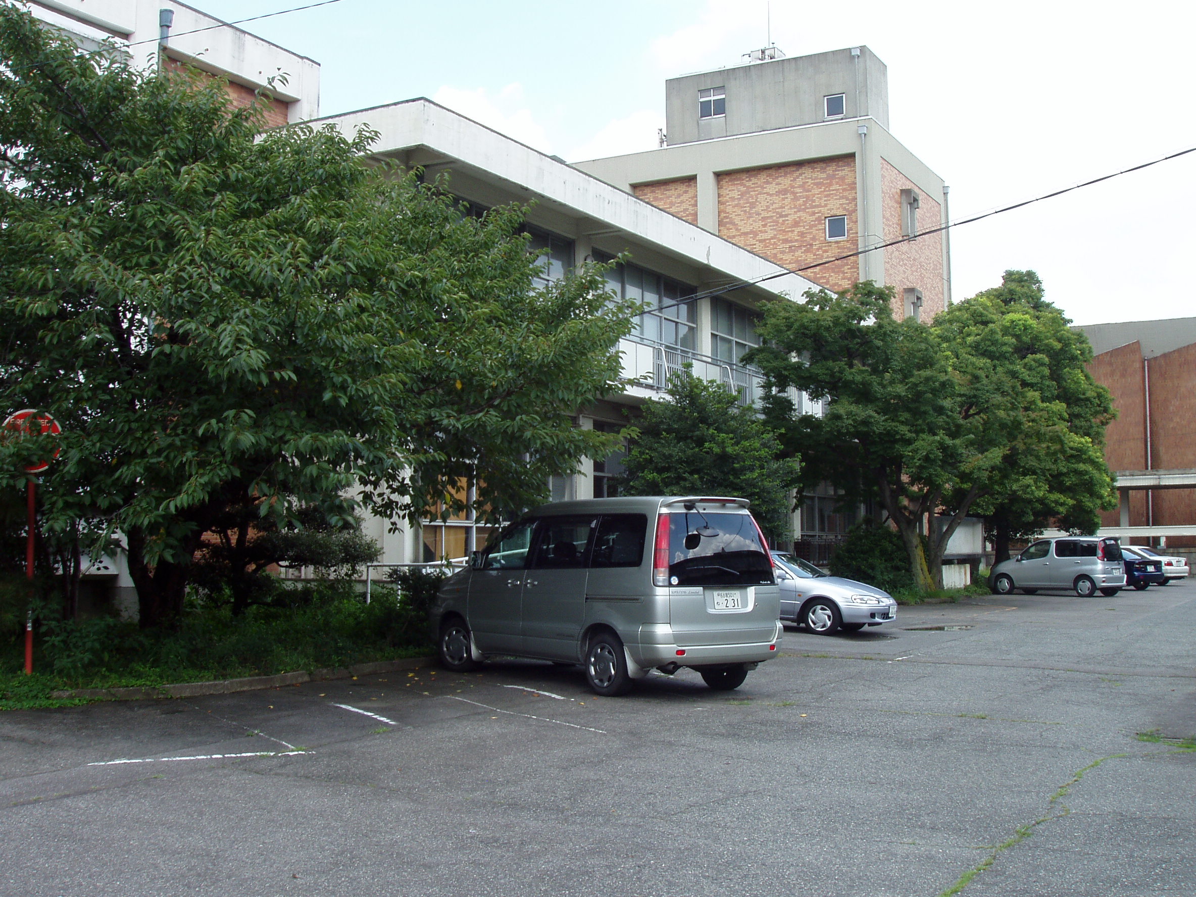 8月19日旧高田町キャンパス見学会 8月19日旧高田町キャンパス見学会